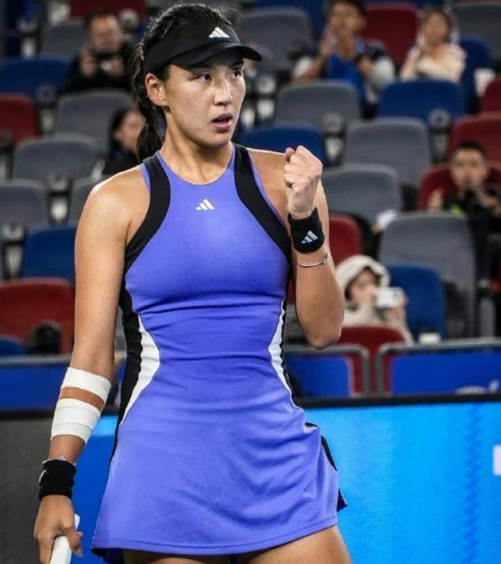 教练组的管 教练组的管