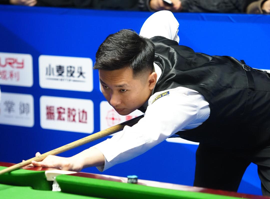 他选择在大 他选择在大