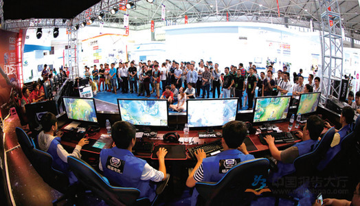 成绩背后 成绩背后